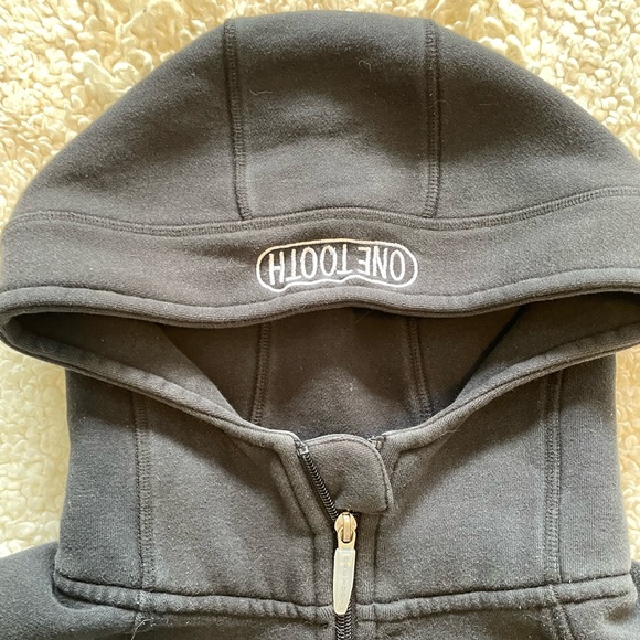 Onetooth scuba hoodie - Picture 2 of 4